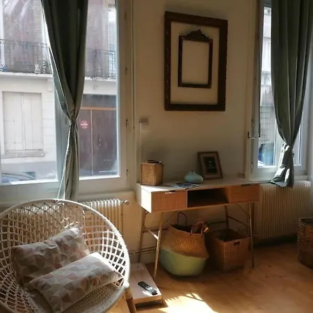 Chez Mamie Framboise Centre Avec Courette 迪耶普