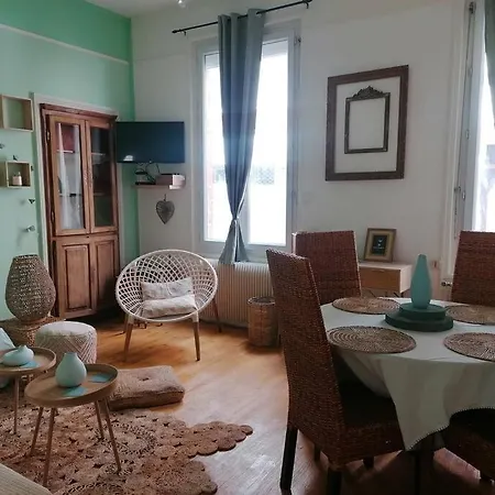 Apartment Chez Mamie Framboise Centre Avec Courette *